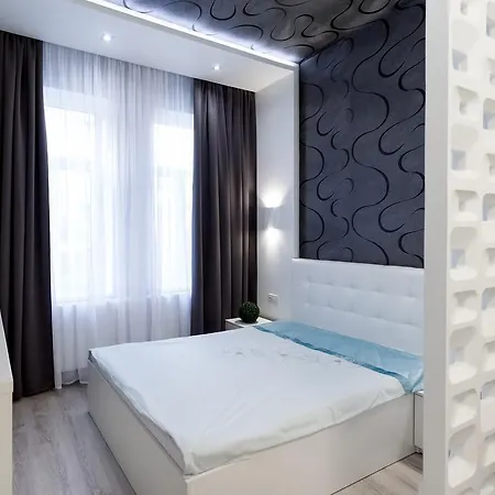 стильні центр 公寓 利沃夫