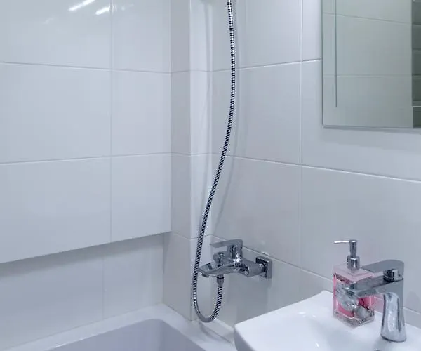 стильні центр * Λβιβ