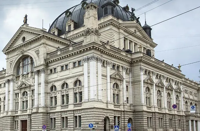 стильні центр *